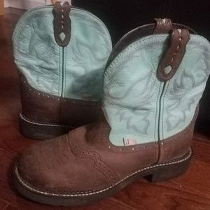 Justin Gypsy Cowboy Boots